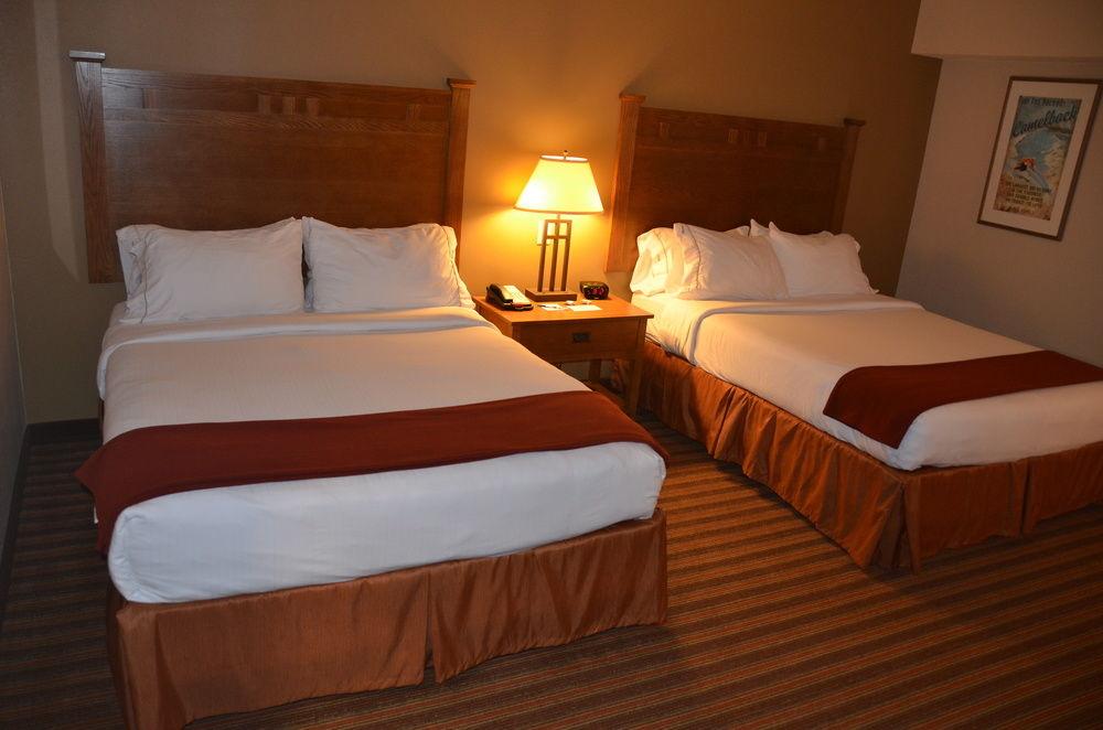 Holiday Inn Express & Suites Donegal By Ihg Extérieur photo